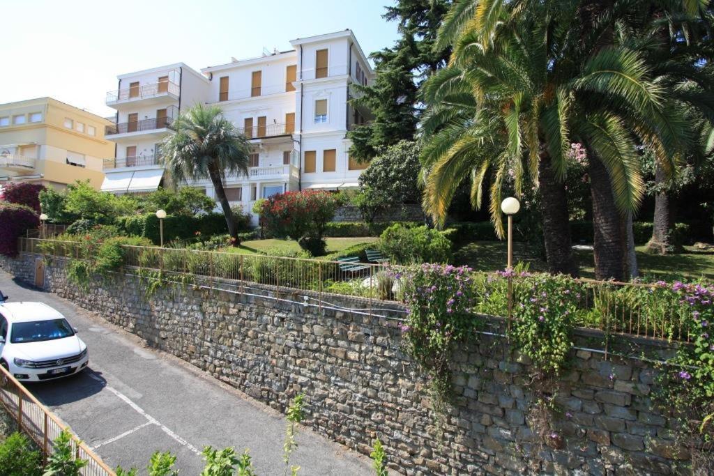 Rentopolis Trilocale Sanremo Casino Exterior foto